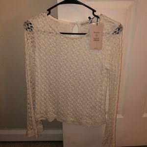 White Laced long sleeve/bell sleeve